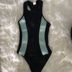 HURLEY ONE PIECE SWIM